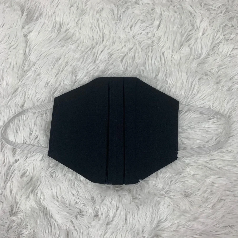 Harry Potter‎ Hogwarts Crest Face Mask